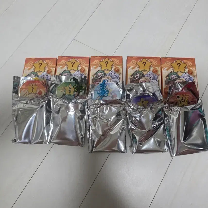 [BUNJANG] Trickle Omikuji Set / 트릭컬 오미쿠지 세트 팝니느