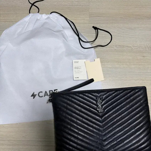 [BUNJANG] Saint Laurent Matelassé Clutch / 입생로랑 마틀라세클러치{남녀공용}