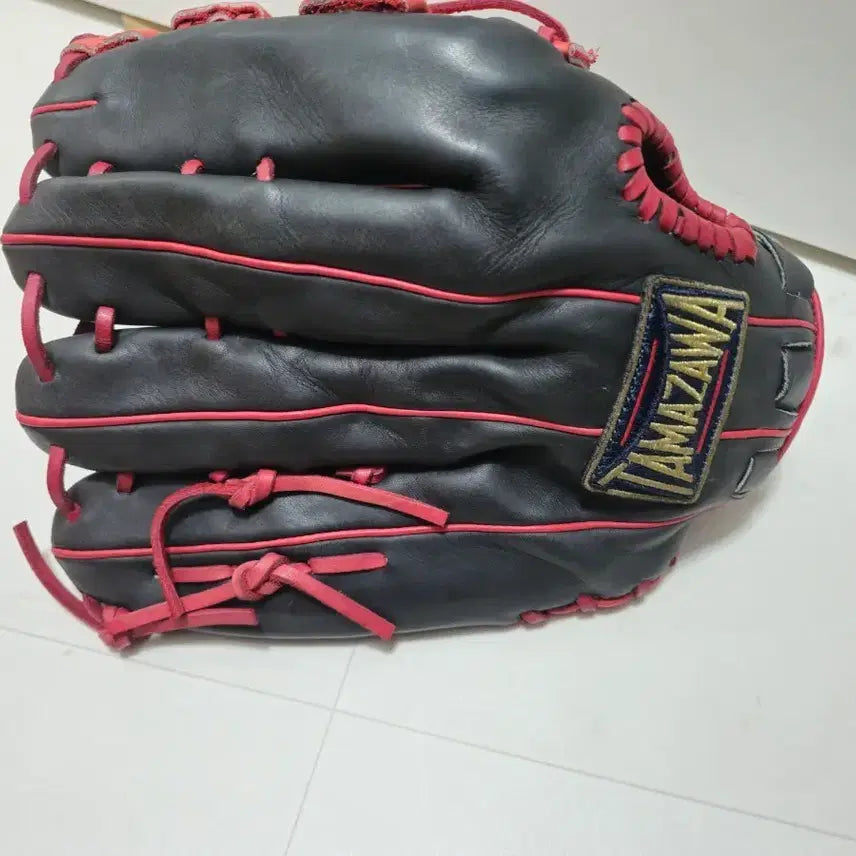 [BUNJANG] Tamazawa Outfield Baseball Glove Black/Red / 타마자와 야구 글러브 검정/레드. 외야글러브