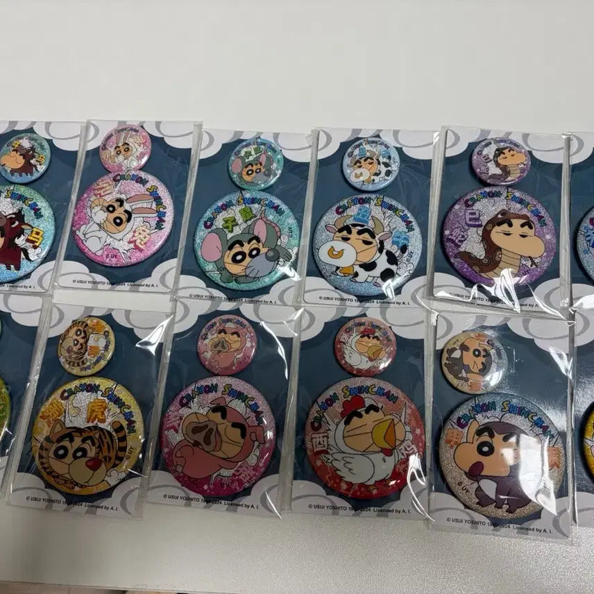 [BUNJANG] Crayon Shin-chan Badge Set (12 Types) / 짱구는못말려 뱃지 세트 12종
