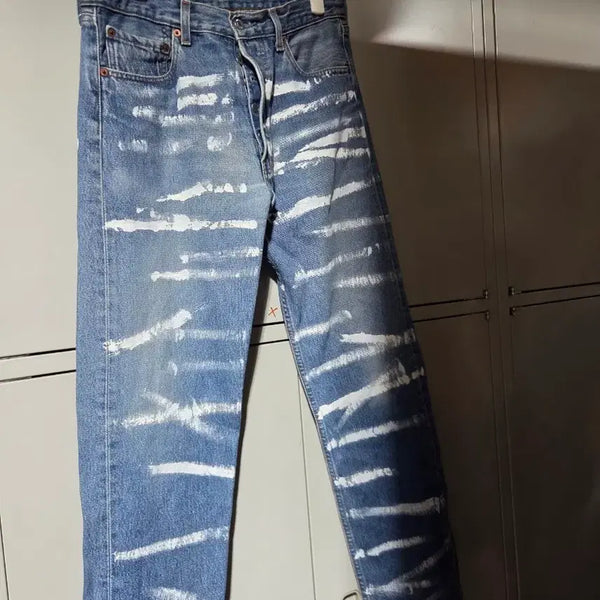 [BUNJANG] Levi's Painted Washed Jeans (Size 32) / 리바이스 청바지 페인팅 워싱 32