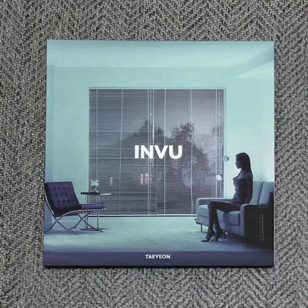 [BUNJANG] Taeyeon INVU LP (Opened) / 태연 INVU LP 개봉반 팝니다