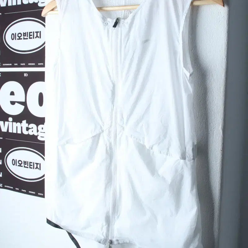 [BUNJANG] Nike Lightweight Zip-Up Windbreaker Jumper Vest Jacket (W XS-S) / W(XS-S) 나이키 집업 바람막이 점퍼자켓 조끼 경량-H36851