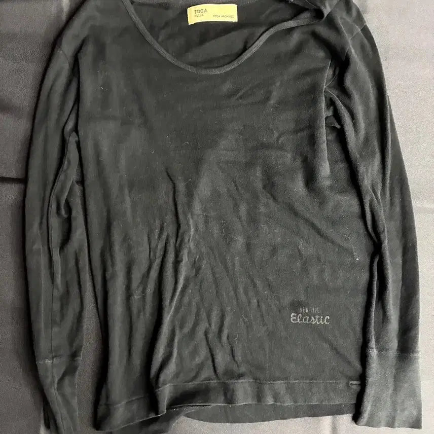 [BUNJANG] TOGA PULLA Elastic U-Neck Long Sleeve / 토가 풀라 인 더 엘라스틱 U넥 롱슬리브