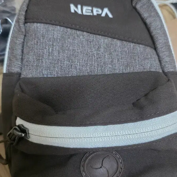 [BUNJANG] Nepa Cross Bag / 네파 크로스백