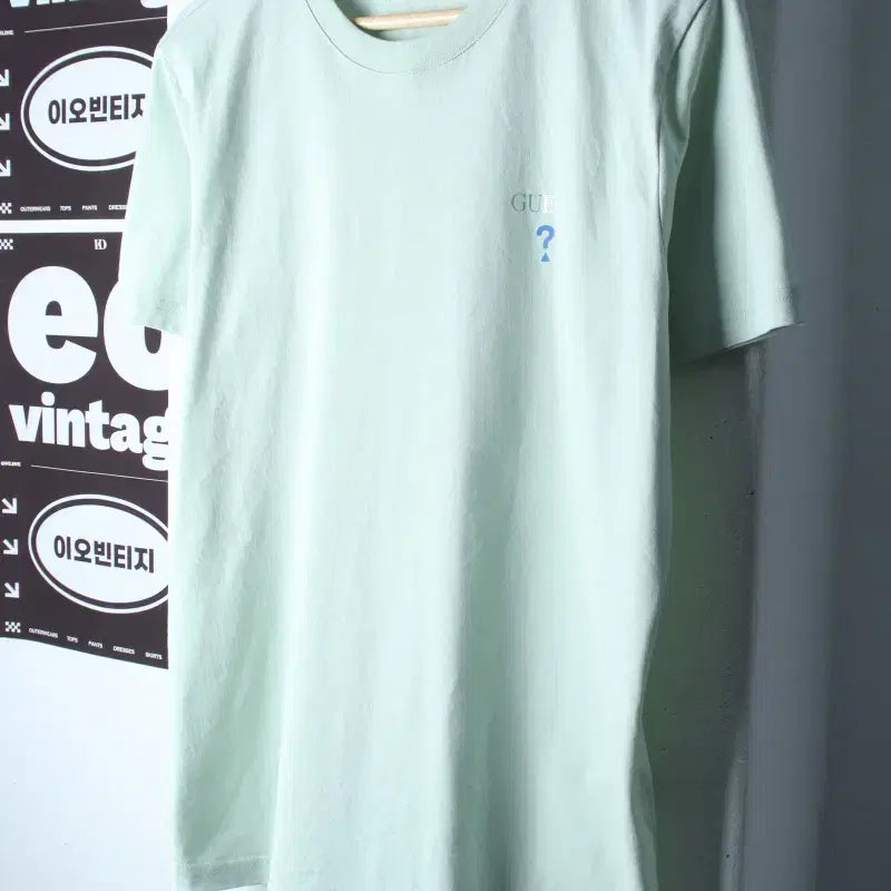 [BUNJANG] Guess T-Shirt Half Sleeve Holo Logo Light Green Old School (L-XL) / (L-XL) 게스 반팔 티셔츠 홀로 로고 연그린 올드스쿨-H36770