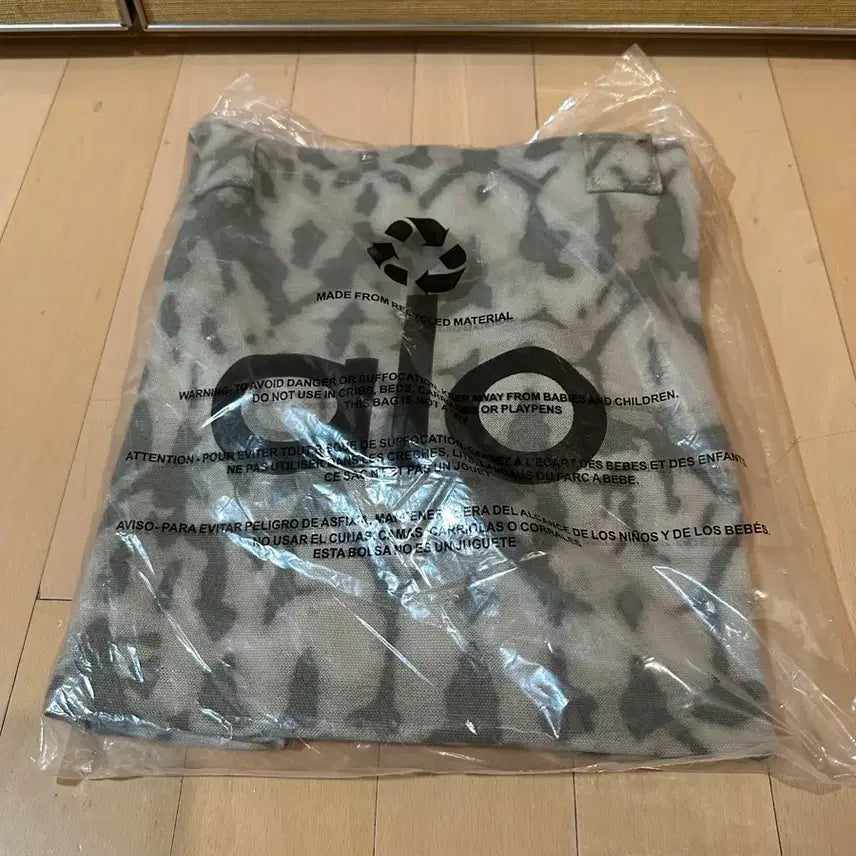 [BUNJANG] Alo Yoga Tie-Dye Shopper Bag / 알로 요가 타이다이 쇼퍼백 운동가방