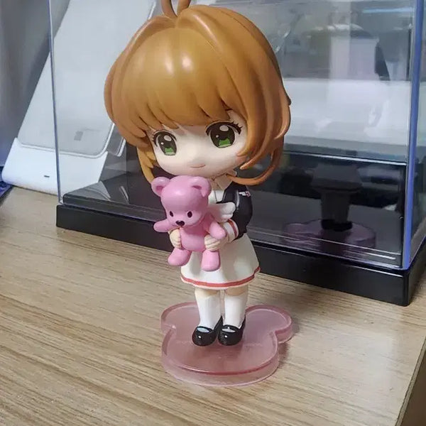 [BUNJANG] Popmart School Uniform Cherry (Sakura) Figure / 팝마트 교복 체리(사쿠라) 팝니다