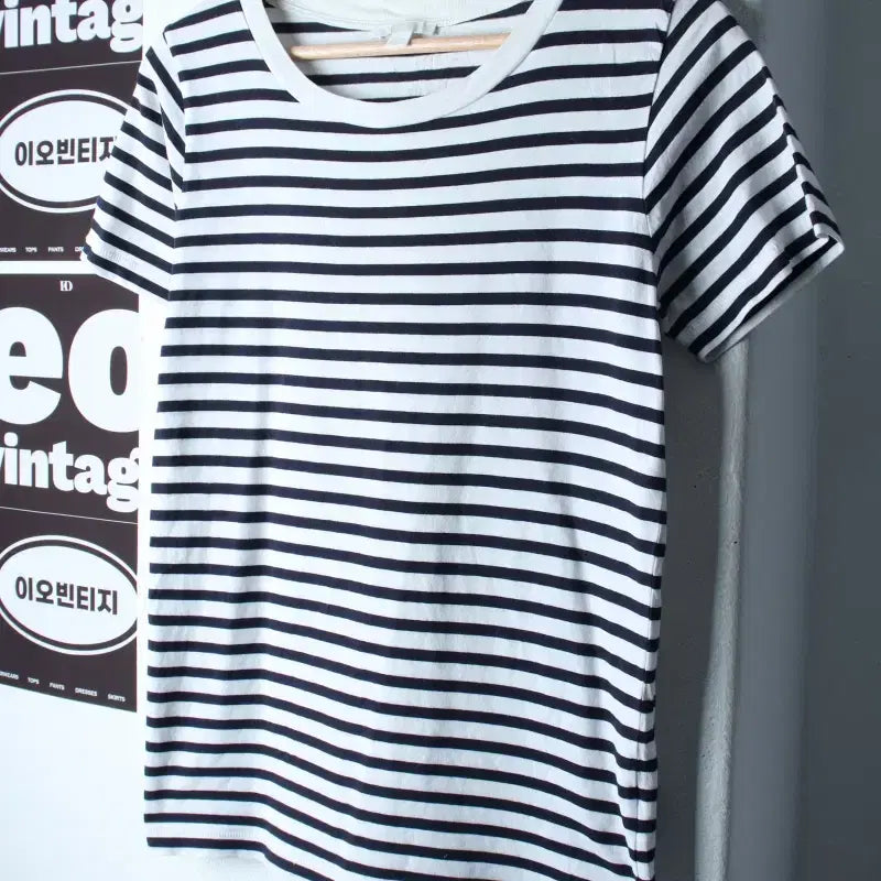 [BUNJANG] S-M Stripe Short Sleeve T-Shirt Navy / W(S-M) 코스 반팔 티셔츠 스트라이프 네이비 싱글 놈코어-H36779