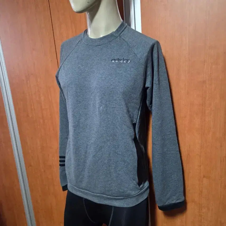 [BUNJANG] Adidas Unisex/Junior Long Sleeve Sweatshirt Grey / ADIDAS아디다스긴팔맨투맨공용및쥬니어95(173)