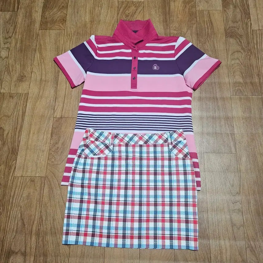 [BUNJANG] Striped Golf Top and Checked Skirt Set / 골프 의류 세트