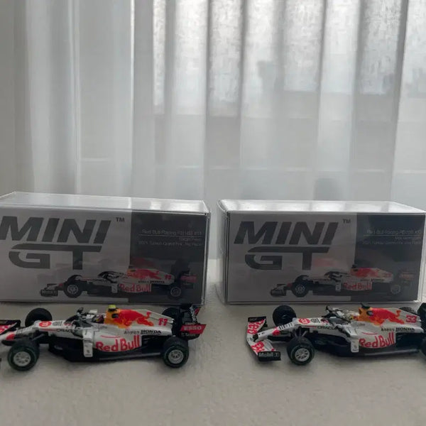 [BUNJANG] MiniGT Red Bull Racing RB16B Max Verstappen & Sergio Perez Turkey Special Livery 1/64 Die-cast Model Set / minigt 레드불 F1 rb16b 막스,체코 터키스페셜리버리