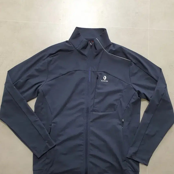 [BUNJANG] Black Yak Lightweight Windbreaker Jacket (Size 100) / 블랙야크(100) 홑겹바람막이