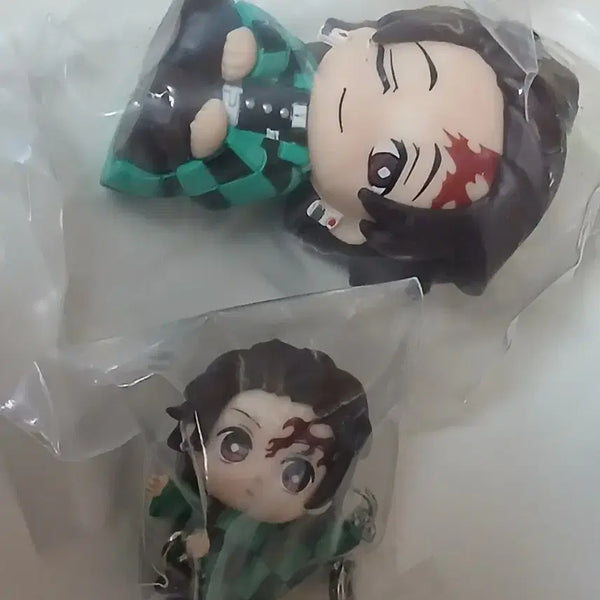 [BUNJANG] Demon Slayer Tanjiro Capy-Capy Shoulder Bump Gacha Charm / 귀멸의 칼날 꾸벅꾸벅 어깨쿵 가챠 대롱 가챠 탄지로