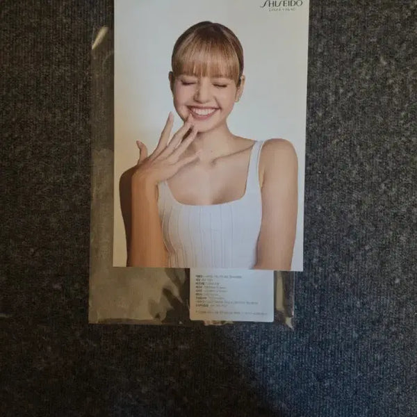 [BUNJANG] BLACKPINK Lisa Shiseido Postcard POB / [급처]블랙핑크 리사 시세이도 엽서 특전 굿즈 BLACKPINK LISA