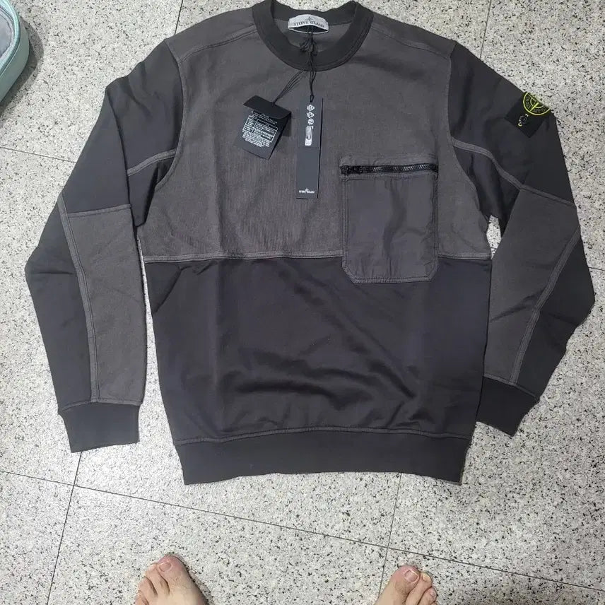 [BUNJANG] Stone Island Sweatshirt Grey/Black / 새상품 스톤아일랜드 맨투맨 그레이/블랙 (정품인증완료)
