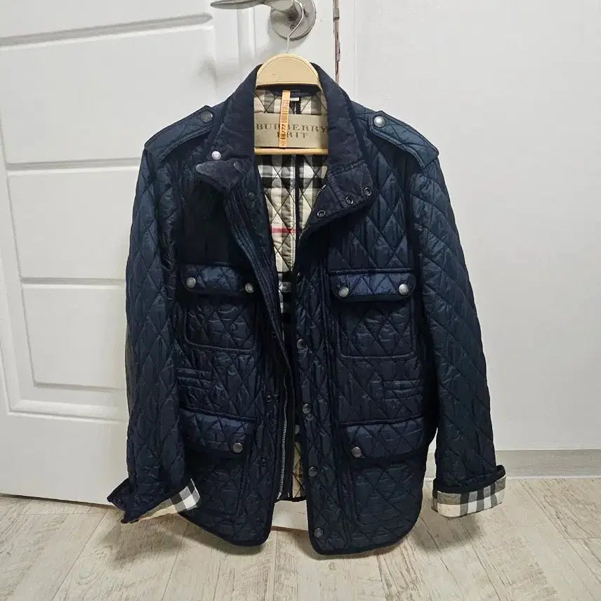 [BUNJANG] Burberry Quilted Jacket & Shirt Set / 버버리 퀼팅자켓, 버버리셔츠 M