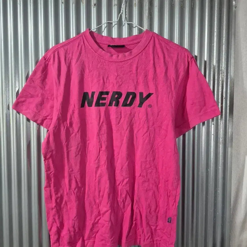 [BUNJANG] NERDY Pink Logo Short Sleeve T-Shirt XS / XS 널디 핑크색 로고 반팔 티셔츠