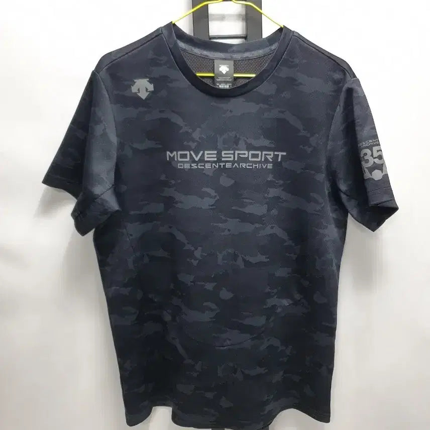 [BUNJANG] Descente Camouflage Short Sleeve T-Shirt / 데상트 반팔티 카모 100
