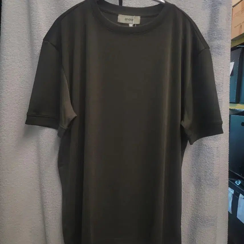 [BUNJANG] Andar Vint Olive Round Short-Sleeve T-Shirt Men's L / 안다르 빈트 올리브 라운드 반팔 남성 L