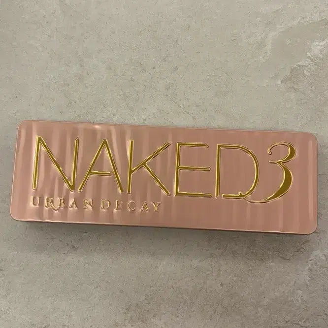 [BUNJANG] Urban Decay Naked3 Eyeshadow Palette / 어반디케이 네이키드3 아이섀도우 팔레트
