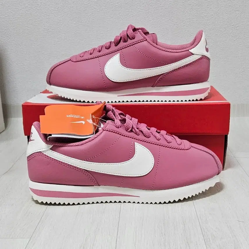 [BUNJANG] Nike Cortez Pink Women's Shoes Size 240 / 나이키 코르테즈 240