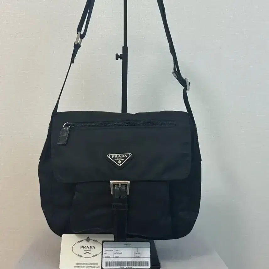 [BUNJANG] Prada Nylon Buckle Crossbody Bag / (개런티카드 O / 컨디션 최상 )프라다 나일론 버클 크로스백 포코노 주우재백