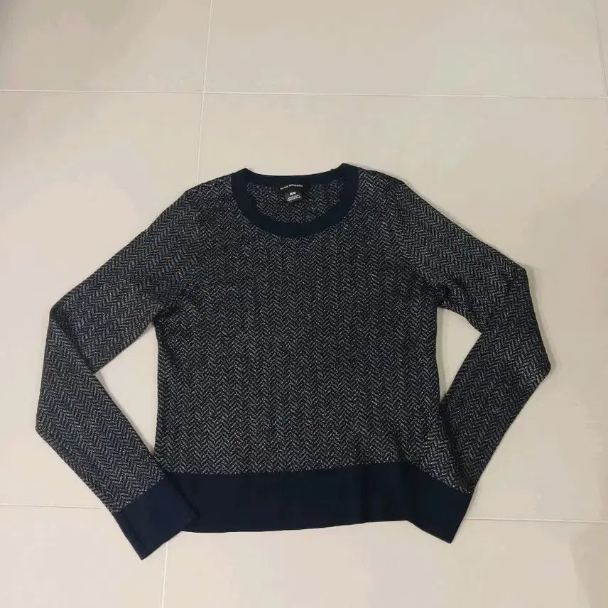 [BUNJANG] Club Monaco Herringbone Pattern Knit Sweater / 클럽모나코 헤링본 패턴 니트 여성