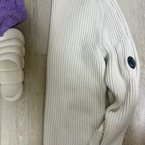 [BUNJANG] C.P. Company Knit Ivory / C.P. 컴퍼니 니트 아이보리