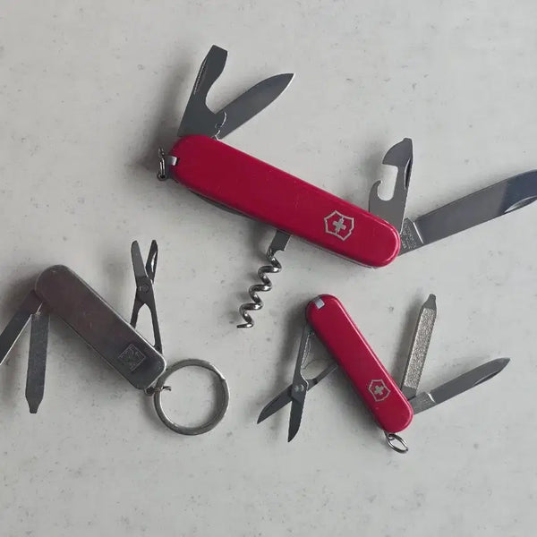 [BUNJANG] Victorinox Multi-Tool & Henckels Mini Tool Nail Clipper Bundle / 빅토리녹스 멀티툴 과 미니툴 헹켈 손톱깎이 미니툴 일괄
