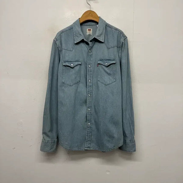 [BUNJANG] Levi's Light Wash Denim Western Shirt (Slim Fit) / 리바바이스 연청 데님 웨스턴 셔츠 (슬림핏)