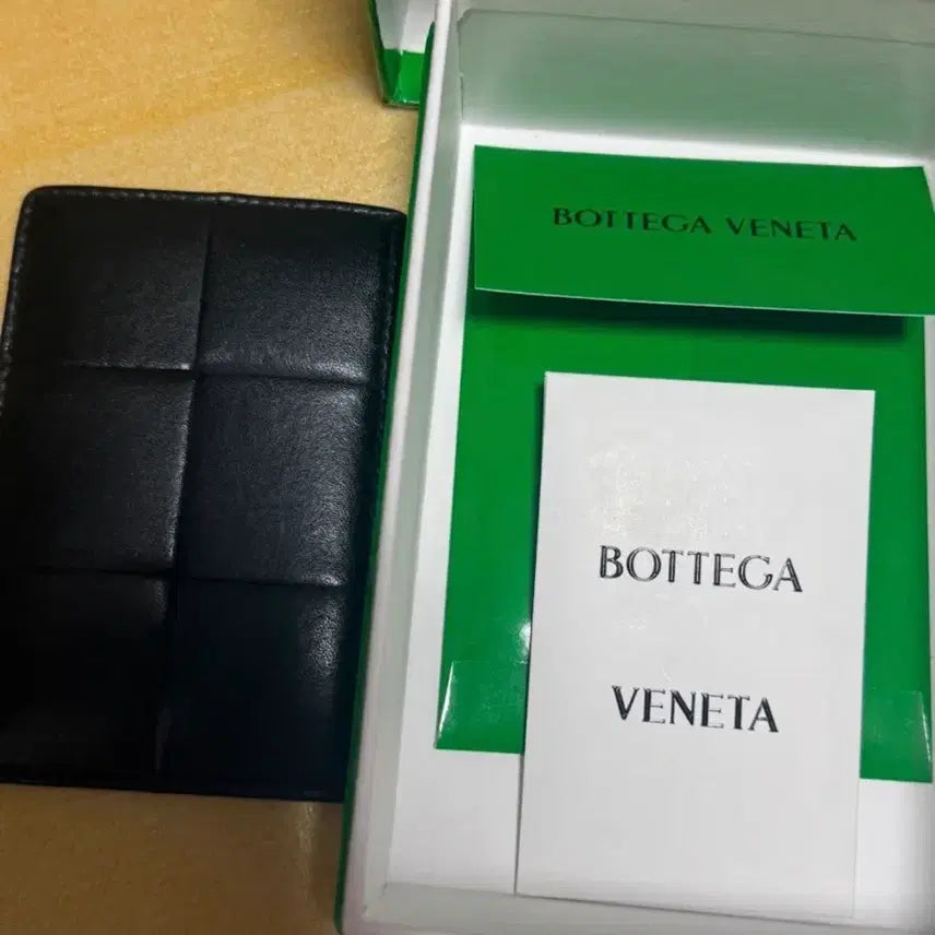 [BUNJANG] Bottega Veneta Card Holder Black Leather / 보테가베네타 카드지갑 블랙