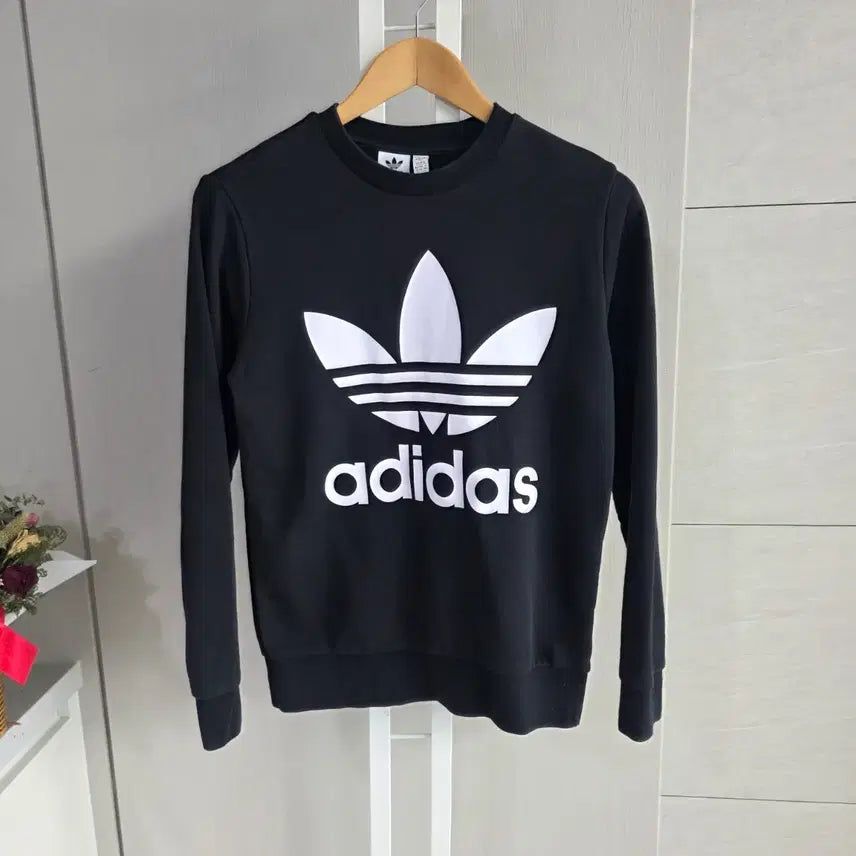 [BUNJANG] Adidas Trefoil Sweatshirt Black / 아디다스 트레포일 맨투맨 블랙