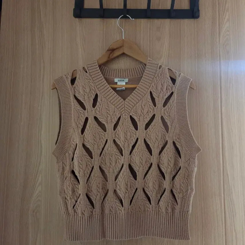 [BUNJANG] System Knit Vest Free Size / 시스템 니트조끼 프리