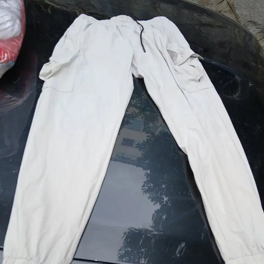 [BUNJANG] Beige Cargo Jogger Pants / 베이지색 카고 조거 팬츠95
