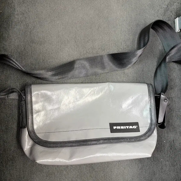 [BUNJANG] Freitag Hawaii Five-O Messenger Bag Silver Grey / 프라이탁 하와이파이브오 하파오 메신저백 실버 그레이