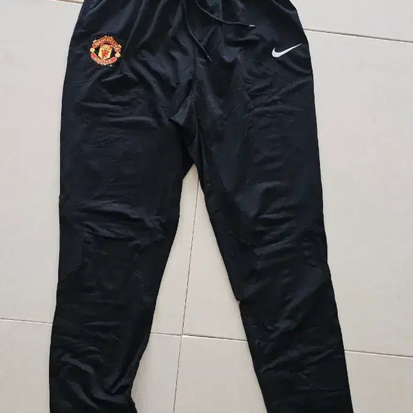 [BUNJANG] Nike Manchester United Training Soccer Pants / 나이키 맨체스터 유나이티드 트레이닝 축구 바지 팔아요