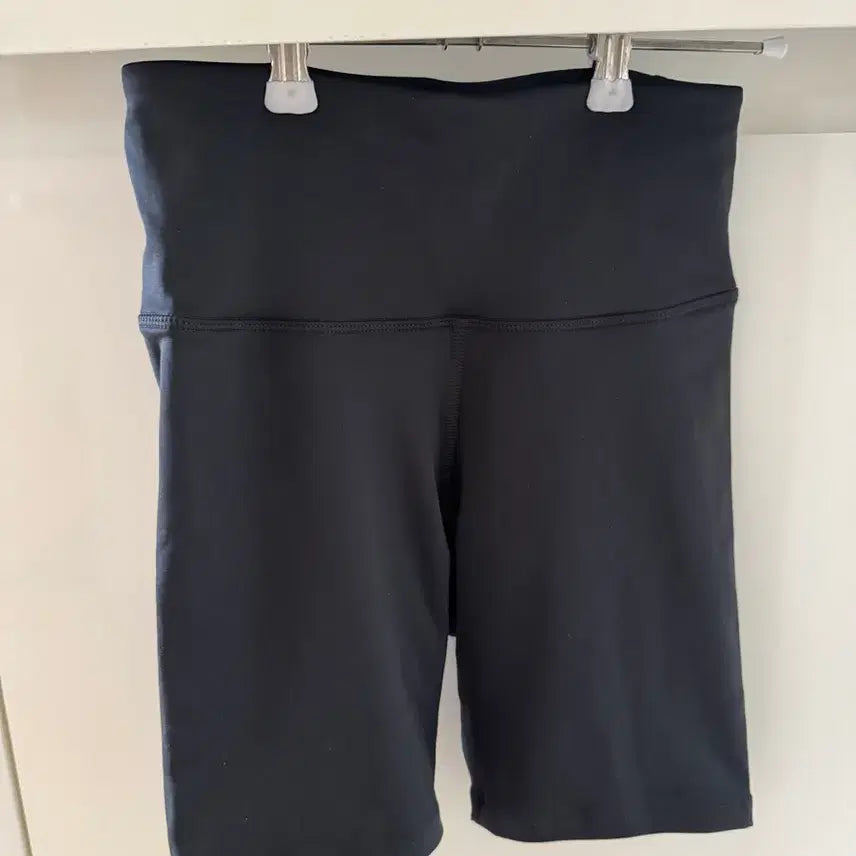 [BUNJANG] Reebok Train Bike Shorts / 리복 트레인 바이크쇼츠 새상품