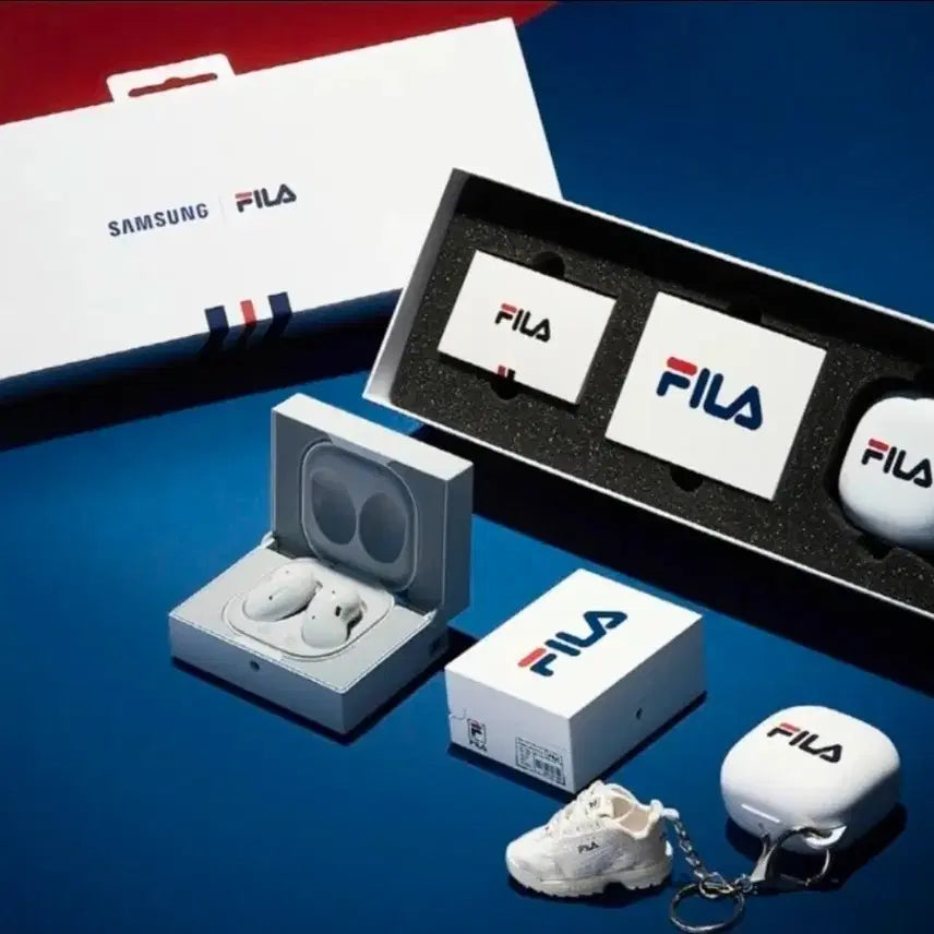 [BUNJANG] Samsung x Fila Collaboration Limited Edition Sneaker Keychain and Box Case / (마지막가격)한정판 삼성 X 휠라 콜라보 키링 및 박스케이스