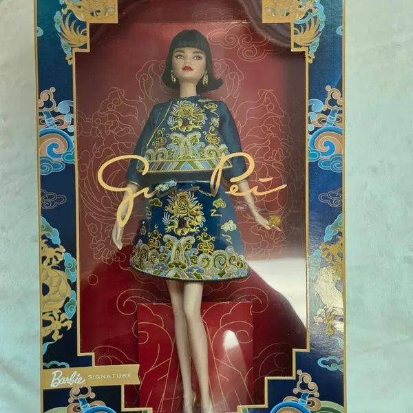 [BUNJANG] Barbie Lunar New Year Doll 2023 / 바비 시그니처 인형 2023 Barbie Lunar New Year Doll
