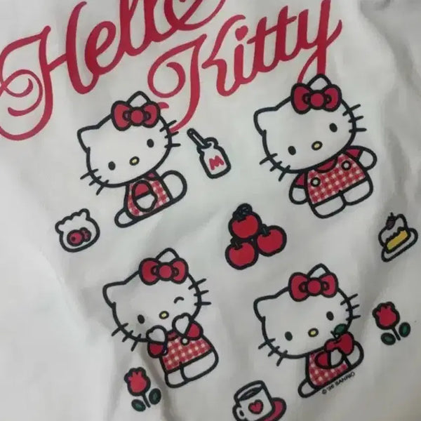 [BUNJANG] SPAO x Hello Kitty Short-Sleeve T-Shirt / 무료배송) 스파오 헬로키티 반팔