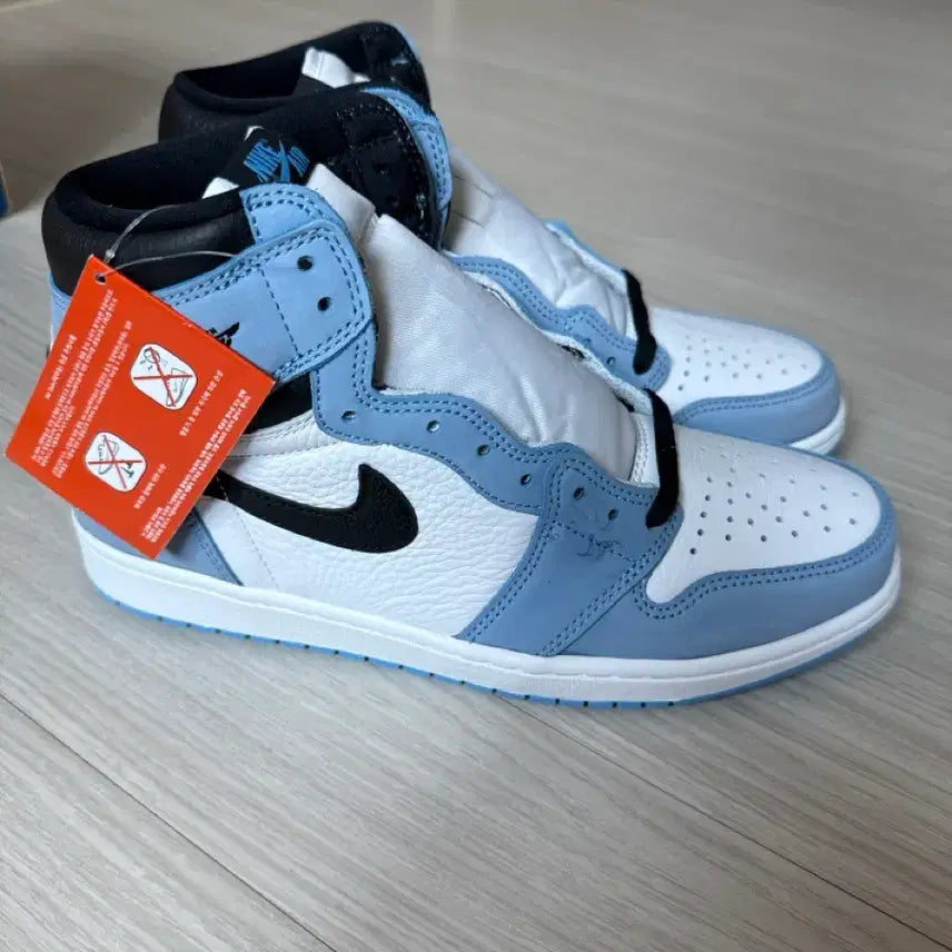 [BUNJANG] Jordan 1 Retro High OG University Blue / [285] 조던1 레트로 하이 OG 유니버시티 블루