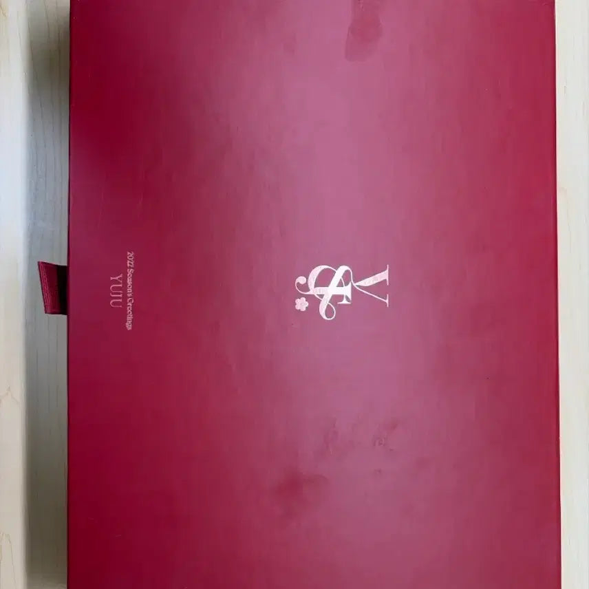 [BUNJANG] GFRIEND Yuju 2022 Season's Greetings / 2022 유주 시즌그리팅