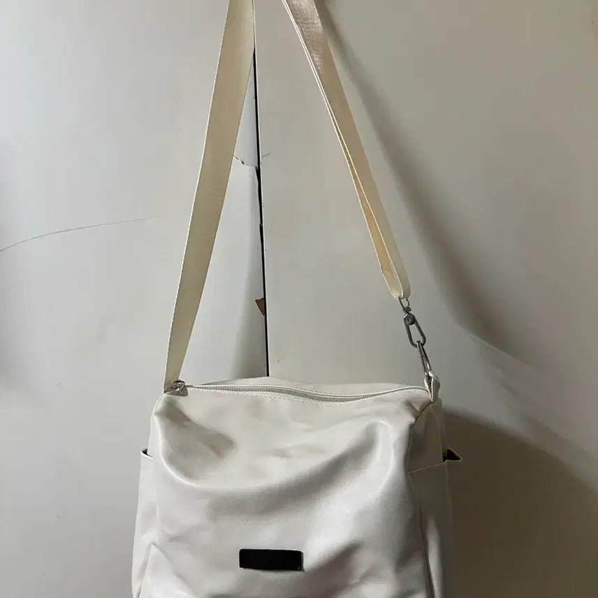 [BUNJANG] Women's Shoulder Bag (Ivory) / 여성 숄더백 (아이보리 색상)