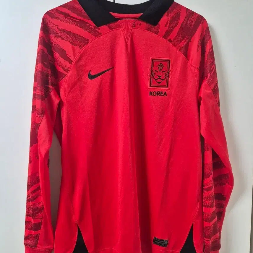 [BUNJANG] Nike South Korea National Football Team 2023 Home Long-Sleeve Jersey / 나이키 대한민국 축구 국가대표팀 2023 홈 롱슬리브 유니폼(카타르) / 20-22 쇼트