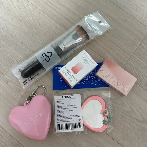 [BUNJANG] Rom&nd Better Than Cheek, Bless Moon, Floria, Groos, Legit Mirror Charm Set / 롬앤 치크 블레스문 블러셔 그로어스 플라리아 새상품