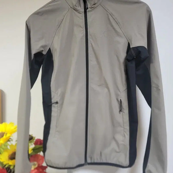 [BUNJANG] Montura Women's Jacket (S) / 몬츄라 여성 자켓(S)