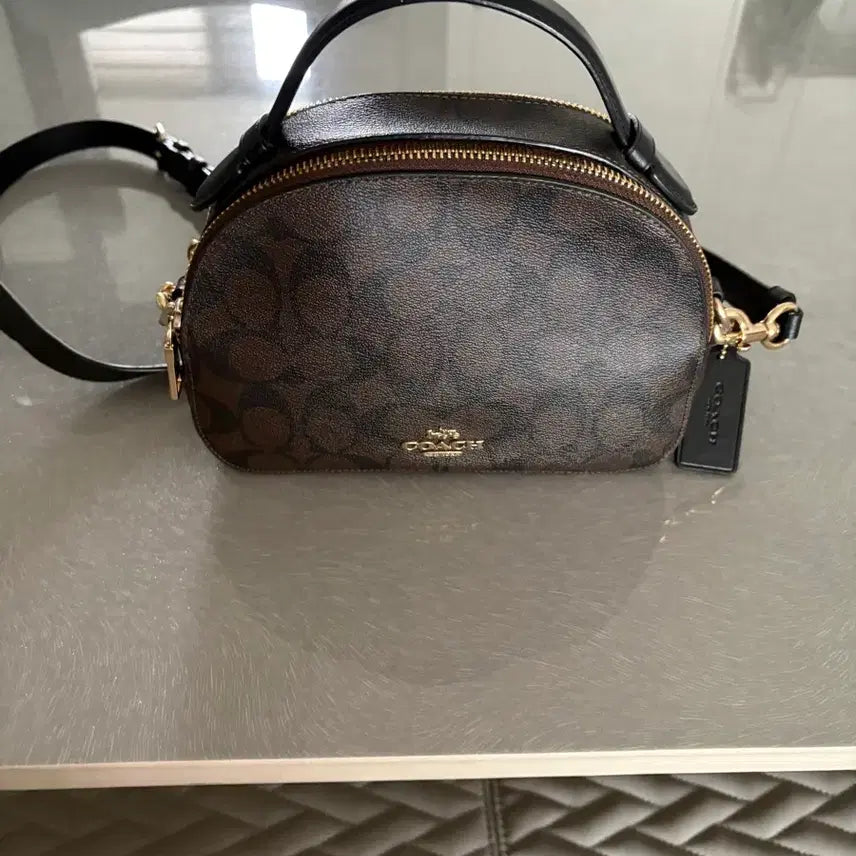 [BUNJANG] Coach Crossbody Bag / 코치 크로스백