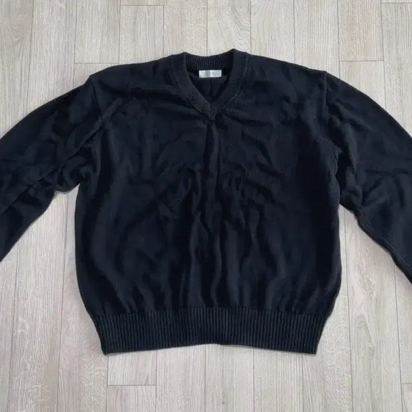 [BUNJANG] A'SPU Cotton V-Neck Knit Black (L) / [L사이즈] 애습 코튼 브이넥 니트 블랙