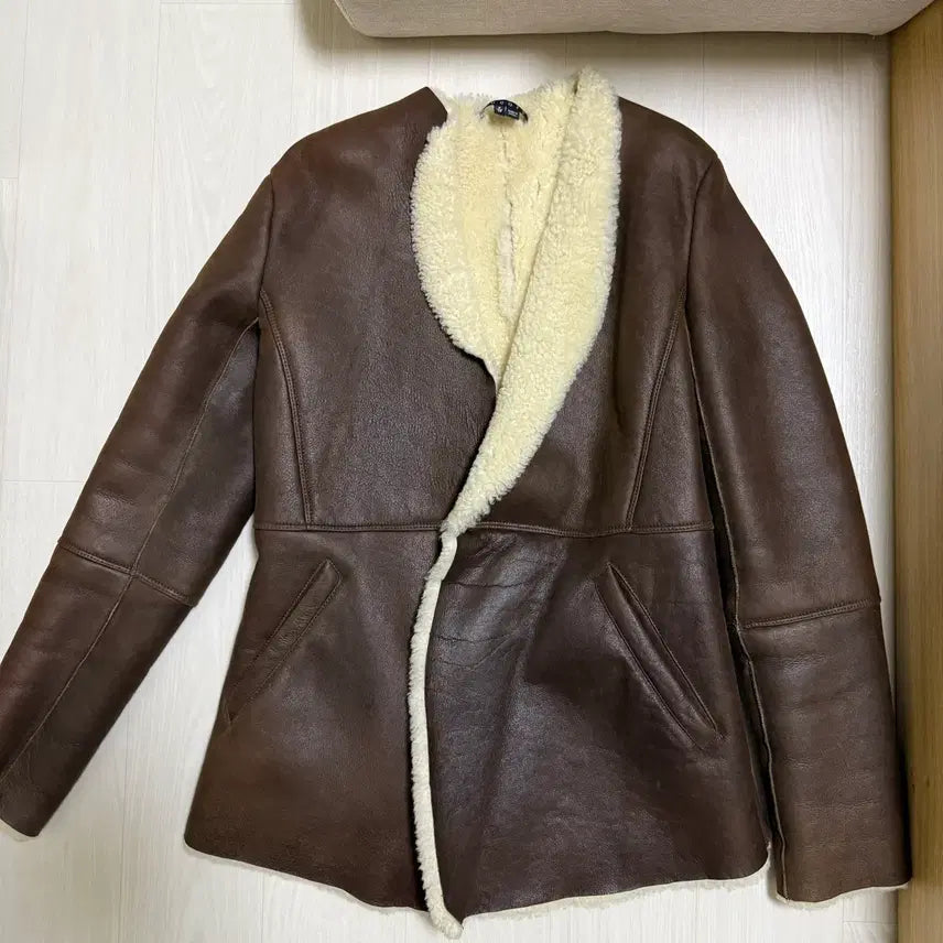 [BUNJANG] Theory Genuine Shearling Leather Jacket P (Size XS-S) / 띠어리(Theory) 천연 무스탕 리얼 샬링 자켓 (P사이즈/44~마른55)